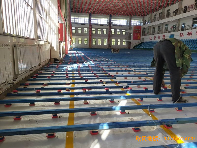 鄂尔多斯准格尔旗世纪中学运动地板铺设案例