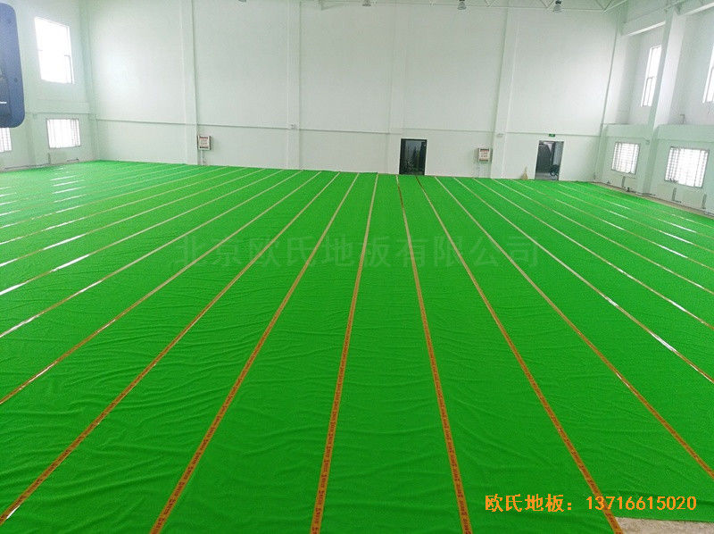 新疆克拉玛依消防大队篮球馆体育木地板安装案例3