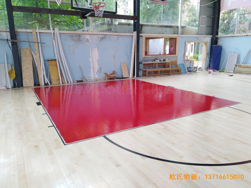 湖北黄石黄金海湾篮球训练馆运动木地板铺设案例0