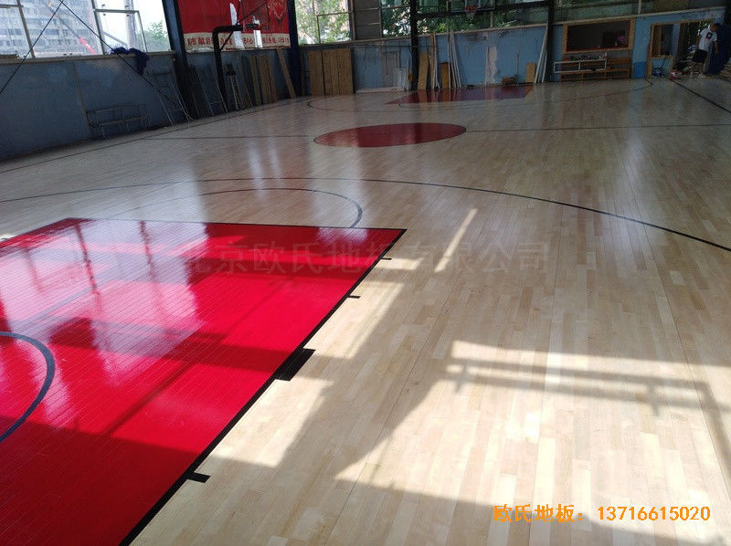 湖北黄石黄金海湾篮球训练馆运动木地板铺设案例5