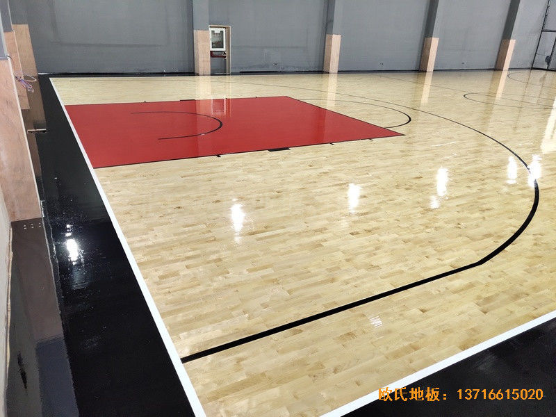 上海松江区kc篮球公园体育地板铺设案例3