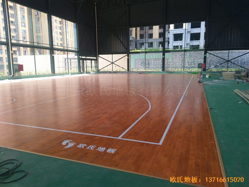 四川泸州合江县人民法院篮球馆体育木地板施工案例2