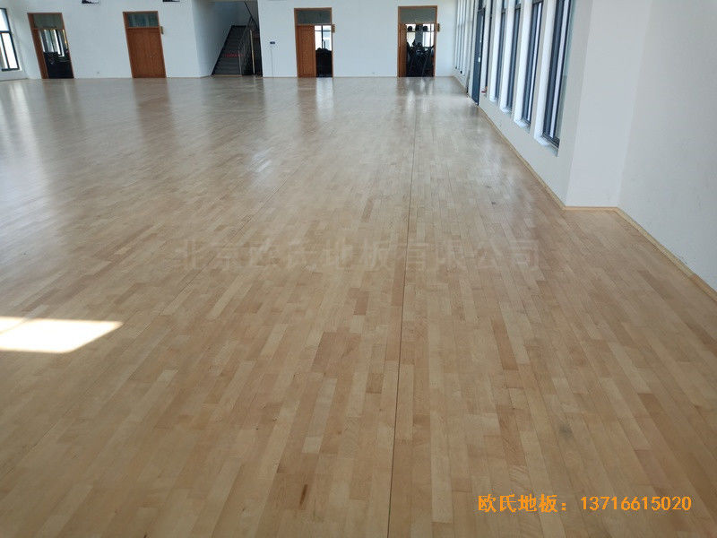 宁波中国石油储蓄基地运动馆体育木地板施工案例0