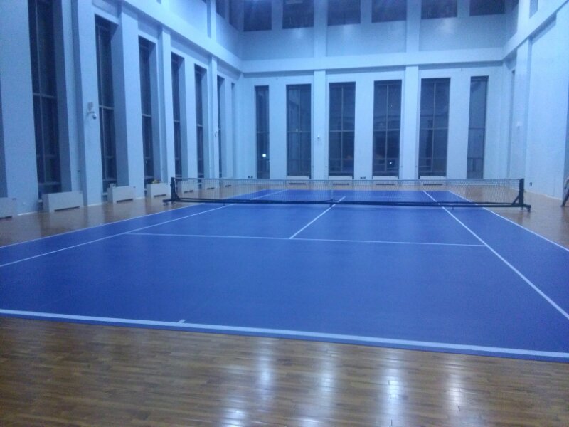 甘肃敦煌大酒店羽毛球场和网球场运动木地板铺设工程6