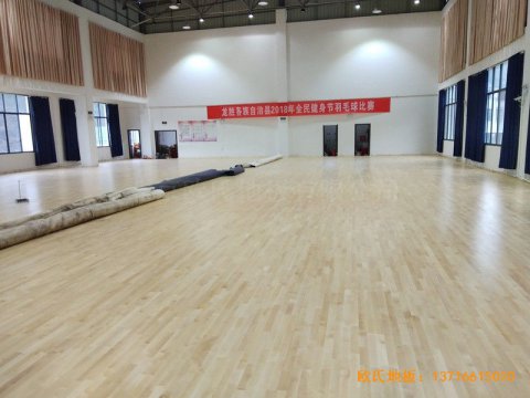 广西开云电子县党校运动馆体育地板施工案