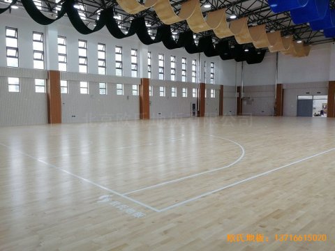 乌鲁木齐达坂城中学篮球馆体育木地板